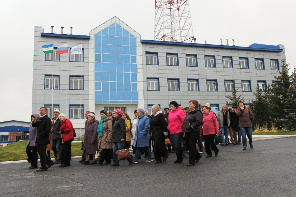 Общество поздравило ветеранов с Днем пожилых людей