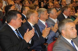 В Сибае проходит инвестиционный межрегиональный форум «Зауралье — 2014»