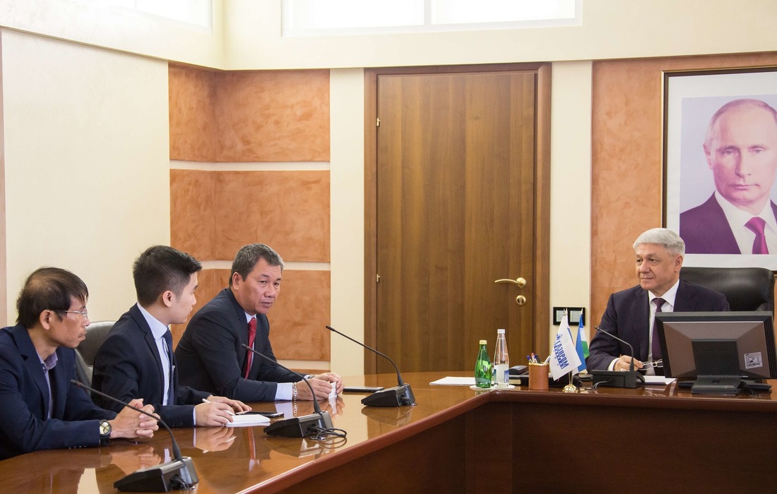 Встреча делегатов с генеральным директором ООО «Газпром трансгаз Уфа» Шамилем Шариповым